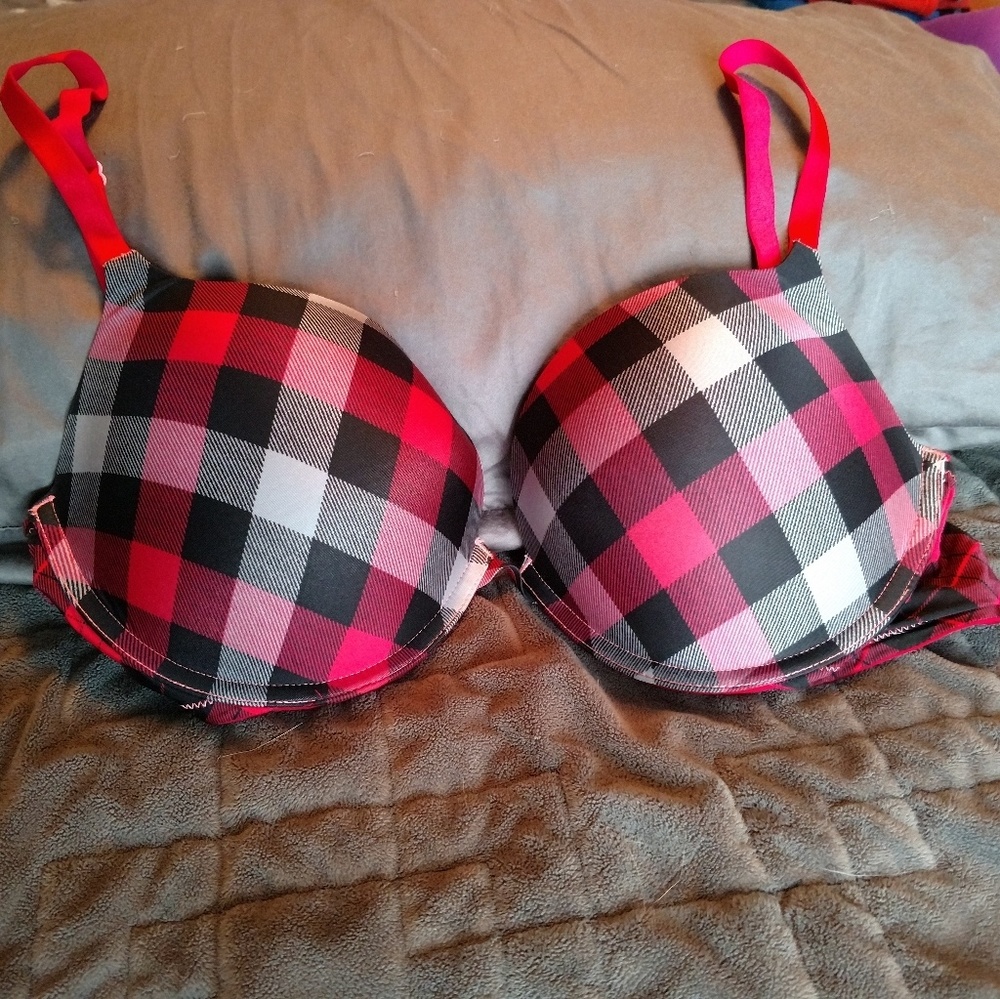 Victoria's Secret Push-Up Bra 38C
